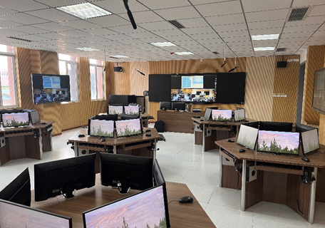 若磐助成都体育学院搭建——公共语言室