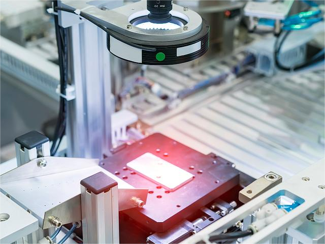 嵌入式工控主机用于机器视觉缺陷检测